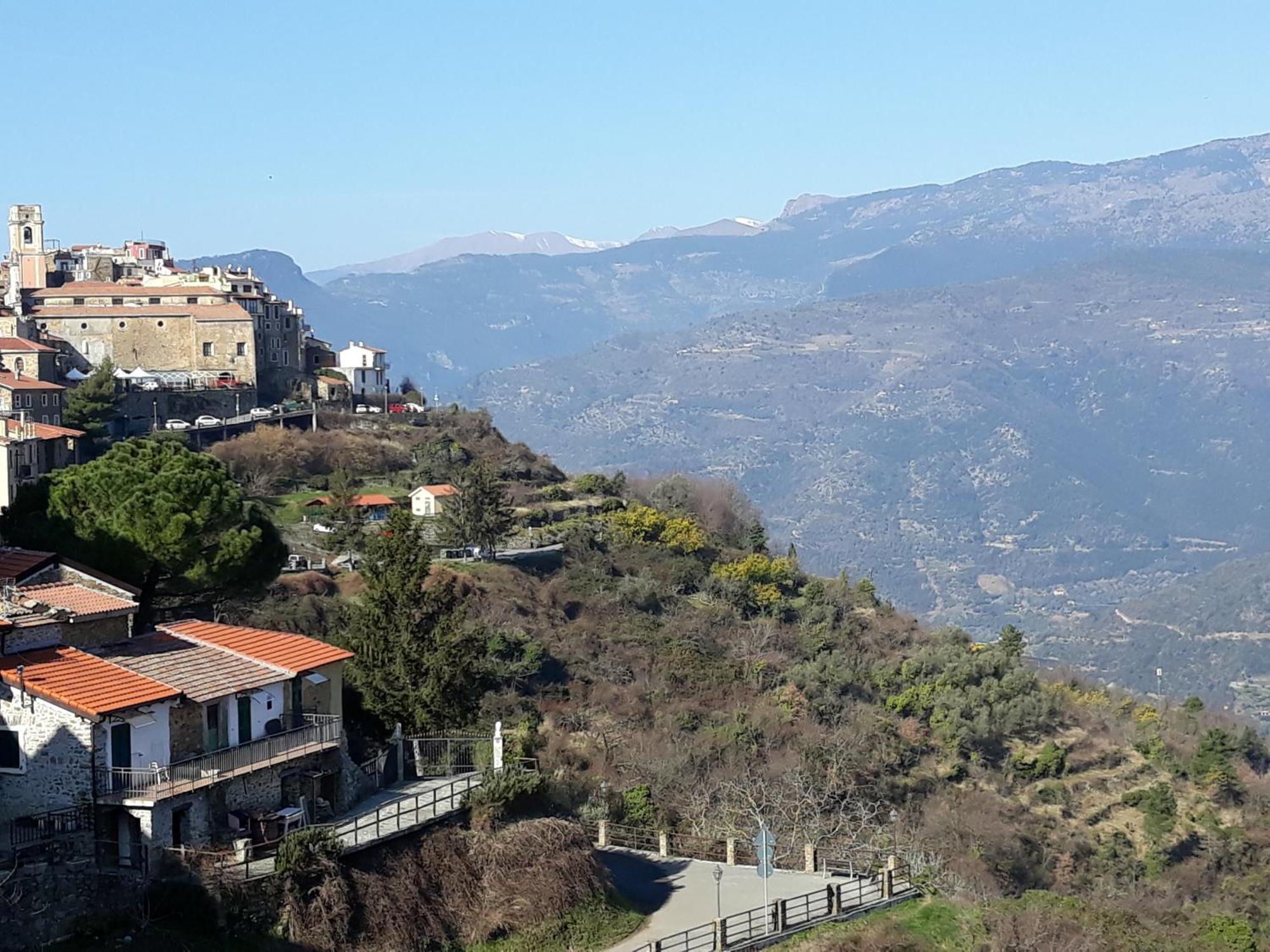 Villa Il Piccolo Giardino à Perinaldo Extérieur photo